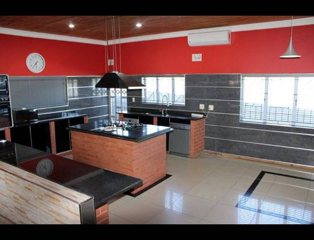 4 BEDROOM HOUSE FOR SALE IN MALVERN